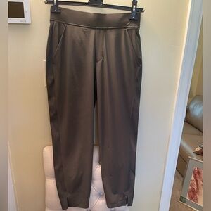 Athleta gray Brooklyn Ankle Pant;  . 86% recycled polyester, 14% elastane.